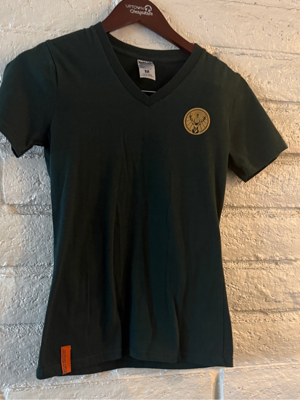 Jägermeister Deer Logo Graphic Tee | Women’s Dark Green V-Neck T-Shirt | Size M